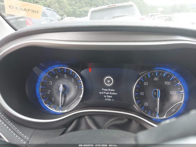 45529752 :رقم المزاد ، 2C4RC3BG4PR585501 vin ، 2023 Chrysler Pacifica Touring L Awd مزاد بيع