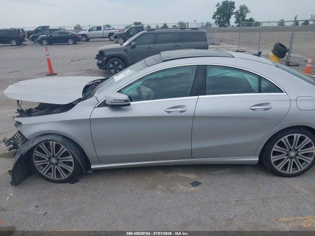 45529784 :رقم المزاد ، WDDSJ4GB9JN514380 vin ، 2018 Mercedes-benz Cla 250 4matic مزاد بيع