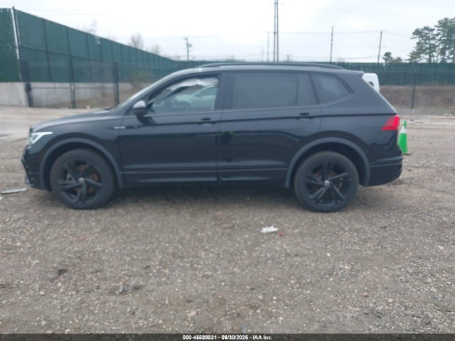 Auction sale of the 2023 Volkswagen Tiguan 2.0t Se R-line Black, vin: 3VV8B7AX5PM006774, lot number: 45529831