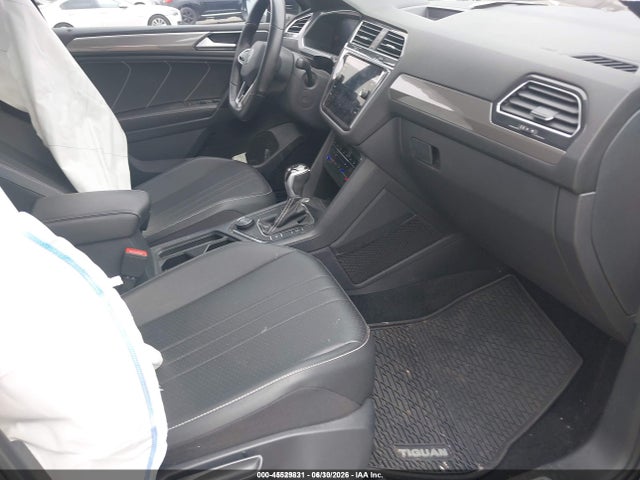 Auction sale of the 2023 Volkswagen Tiguan 2.0t Se R-line Black, vin: 3VV8B7AX5PM006774, lot number: 45529831