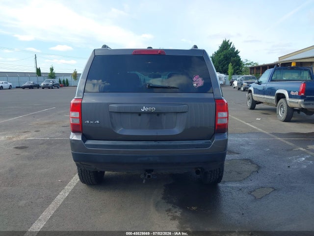 1C4NJRBB9GD757164 Jeep Patriot Sport