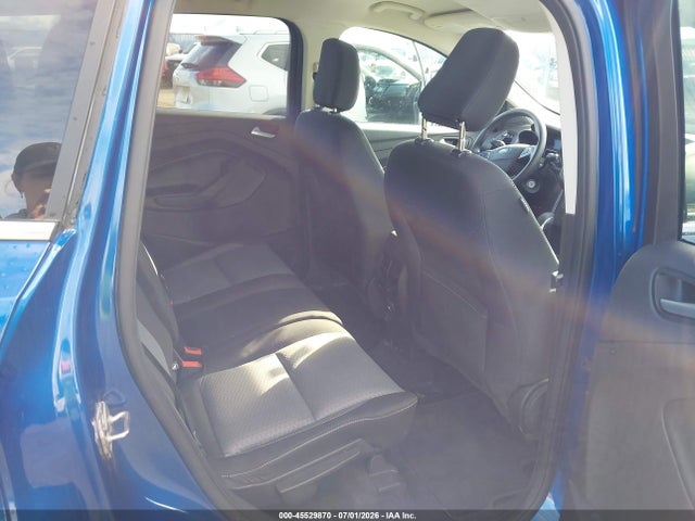 1FMCU9GD8JUD31171 Ford ESCAPE SE