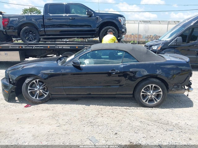 1ZVBP8EM3E5313968 Ford Mustang V6/v6 Premium