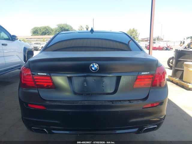 BMW 740I 2015 WBAYA6C52FG273254 Image 16