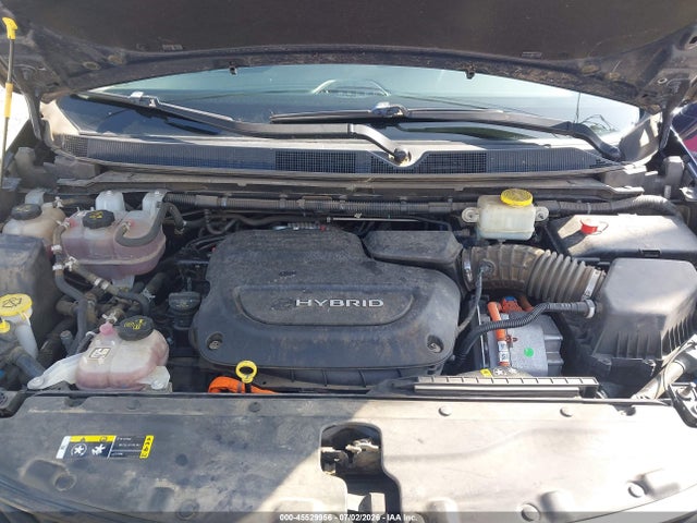 Chrysler Pacifica Hybrid Touring Plus 2017 2C4RC1H75HR765096 Image 10