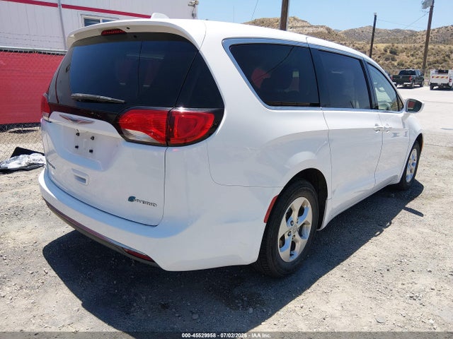 Chrysler Pacifica Hybrid Touring Plus 2017 2C4RC1H71HR797463 Image 4