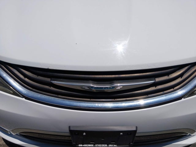 Chrysler Pacifica Hybrid Touring Plus 2017 2C4RC1H71HR797463 Image 6