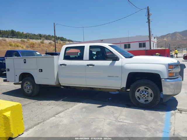 1GB1CUEG5JF274368 Chevrolet Silverado 2500hd Wt