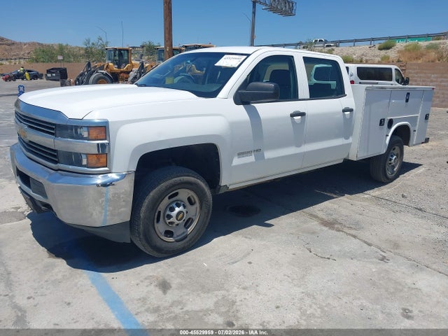 1GB1CUEG5JF274368 Chevrolet Silverado 2500hd Wt