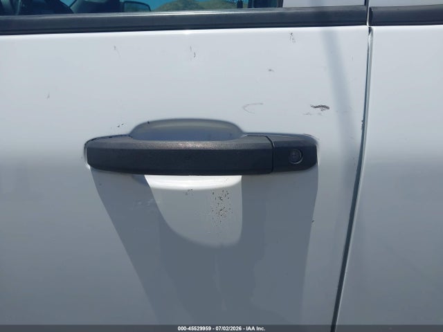 1GB1CUEG5JF274368 Chevrolet Silverado 2500hd Wt