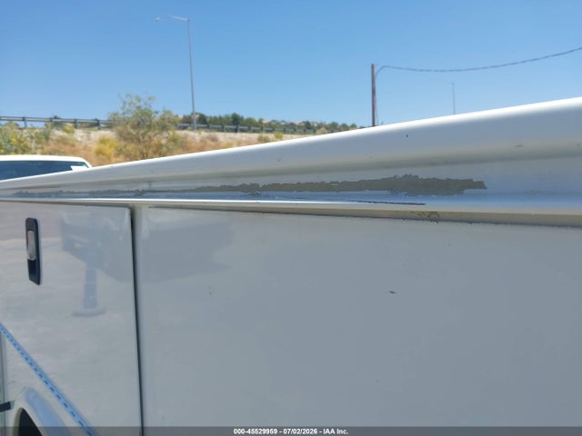 1GB1CUEG5JF274368 Chevrolet Silverado 2500hd Wt