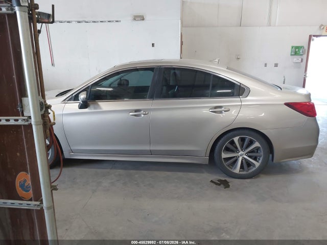 4S3BNAK67H3058697 Subaru Legacy 2.5i Limited