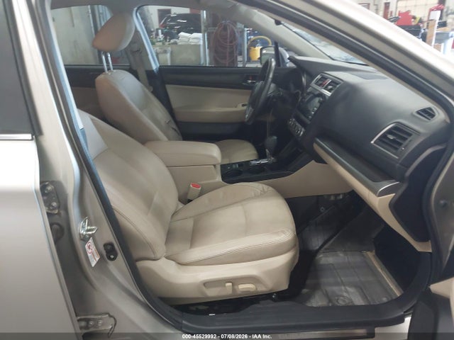4S3BNAK67H3058697 Subaru Legacy 2.5i Limited