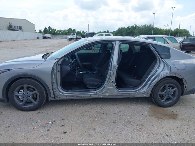 2026 Kia K4 Lxs მანქანა იყიდება აუქციონზე, vin: 3KPFT4DE4TE325468, აუქციონის ნომერი: 45530006