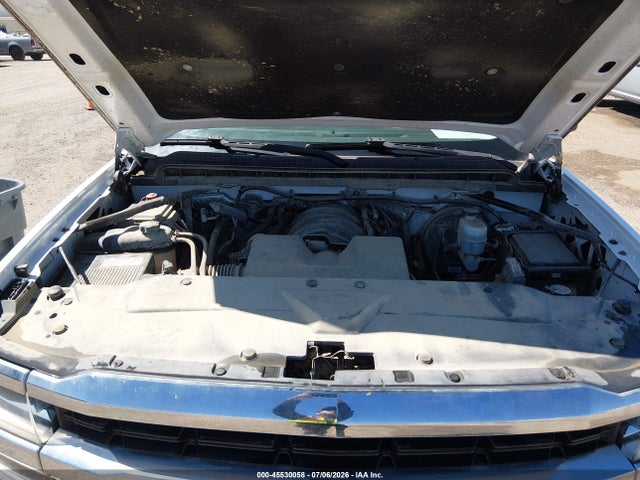 1GCVKNEH9JZ119660 Chevrolet Silverado 1500 Wt