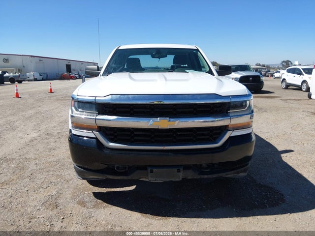 1GCVKNEH9JZ119660 Chevrolet Silverado 1500 Wt