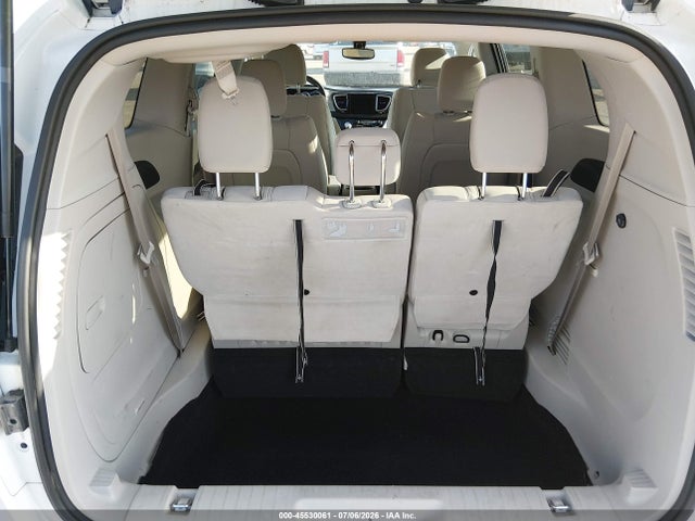 Chrysler Pacifica Hybrid Touring Plus 2019 2C4RC1H76KR508777 Image 12