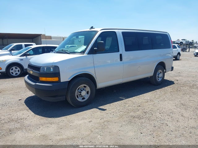 Chevrolet Express 2500 Ls 2019 1GAWGEFG1K1287880 Image 2