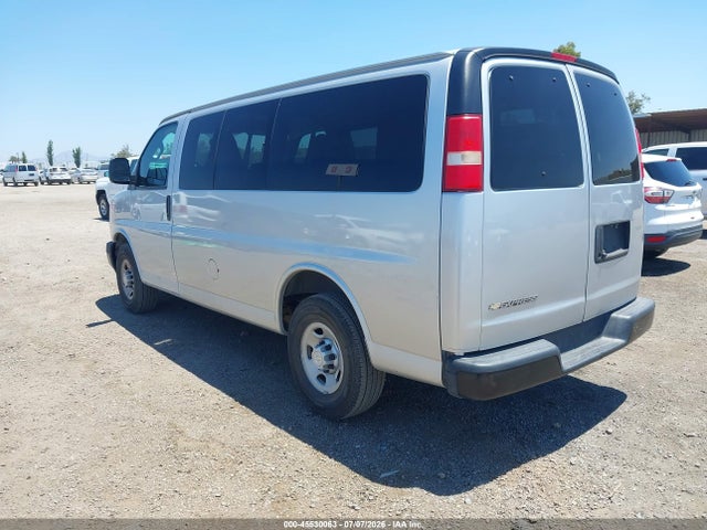 Chevrolet Express 2500 Ls 2019 1GAWGEFG1K1287880 Image 3