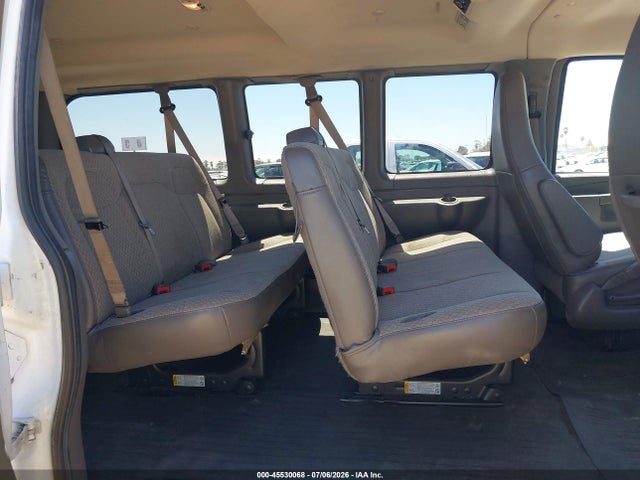 1GAWGEFP9P1108279 Chevrolet Express Passenger Rwd 2500 Regular Wheelbase Ls