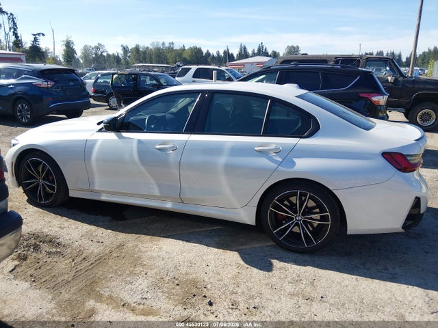 Продажа на аукционе авто 2024 Bmw 330i Xdrive, vin: 3MW89FF00R8E06542, номер лота: 45530123