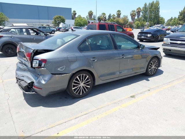 45530139 :رقم المزاد ، 3VWD17AJ6GM418548 vin ، 2016 Volkswagen Jetta 1.8t Sport مزاد بيع