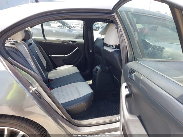 45530139 :رقم المزاد ، 3VWD17AJ6GM418548 vin ، 2016 Volkswagen Jetta 1.8t Sport مزاد بيع