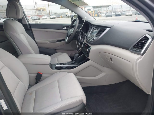 Hyundai TUCSON SE 2018 KM8J23A4XJU700292 Image 5