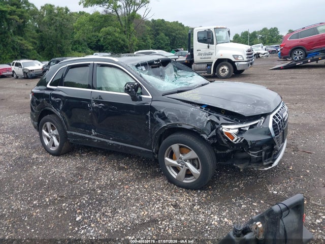 Продаж на аукціоні авто 2020 Audi Q3 Premium Plus 45 Tfsi Quattro Tiptronic, vin: WA1BECF31L1056759, номер лоту: 45530176