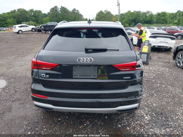 Продаж на аукціоні авто 2020 Audi Q3 Premium Plus 45 Tfsi Quattro Tiptronic, vin: WA1BECF31L1056759, номер лоту: 45530176