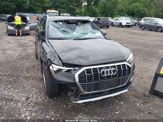 Продаж на аукціоні авто 2020 Audi Q3 Premium Plus 45 Tfsi Quattro Tiptronic, vin: WA1BECF31L1056759, номер лоту: 45530176