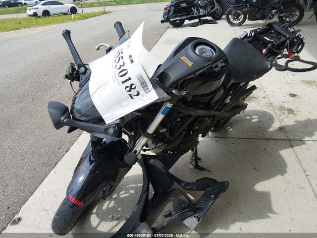 Yamaha YZFR3 2015 MH3RH06Y5FK004458 Image 2