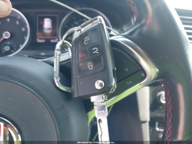 45530185 :رقم المزاد ، 3VW4T7AU8HM071214 vin ، 2017 Volkswagen Golf Gti Autobahn 4-door/s 4-door/se 4-door/sport 4-door مزاد بيع