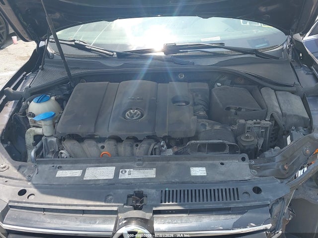 2013 Volkswagen Passat 2.5l Se მანქანა იყიდება აუქციონზე, vin: 1VWBP7A34DC131181, აუქციონის ნომერი: 45530209