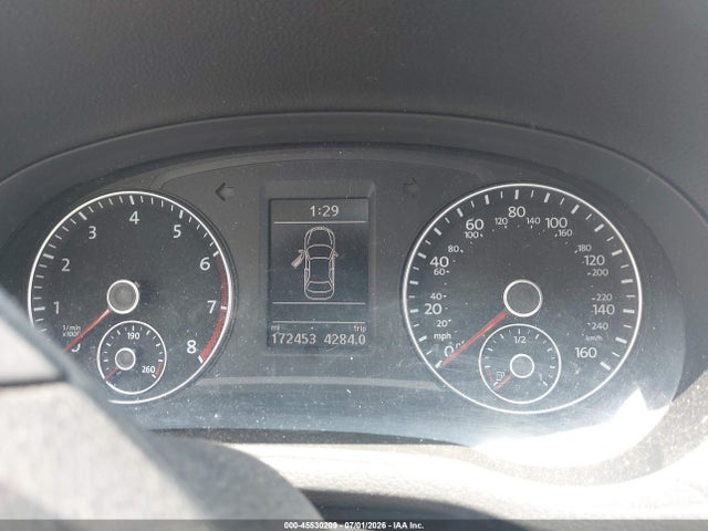 2013 Volkswagen Passat 2.5l Se მანქანა იყიდება აუქციონზე, vin: 1VWBP7A34DC131181, აუქციონის ნომერი: 45530209