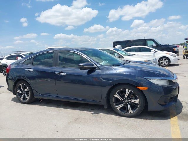 Honda Civic Touring 2016 19XFC1F97GE045533 Image 13
