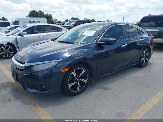 Honda Civic Touring 2016 19XFC1F97GE045533 Image 2