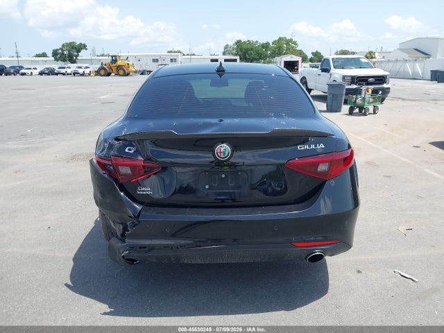 2021 Alfa Romeo Giulia Awd მანქანა იყიდება აუქციონზე, vin: ZARFANAN8M7648607, აუქციონის ნომერი: 45530249