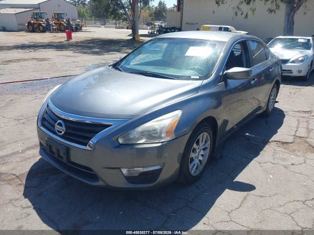 Nissan Altima 2.5 S 2015 1N4AL3AP7FC232763 Image 2
