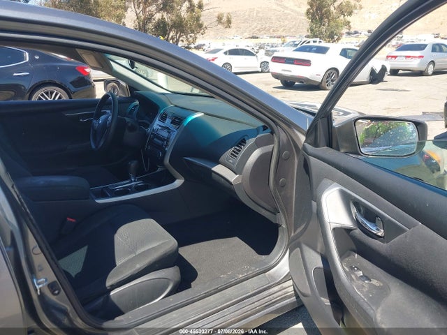 Nissan Altima 2.5 S 2015 1N4AL3AP7FC232763 Image 5