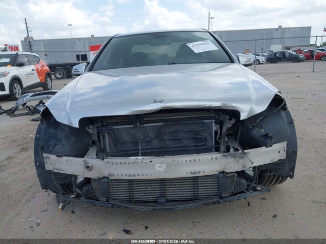 2014 Mercedes-benz C 250 Sport მანქანა იყიდება აუქციონზე, vin: WDDGF4HB2EA928913, აუქციონის ნომერი: 45530309