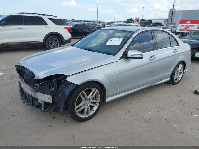 2014 Mercedes-benz C 250 Sport მანქანა იყიდება აუქციონზე, vin: WDDGF4HB2EA928913, აუქციონის ნომერი: 45530309