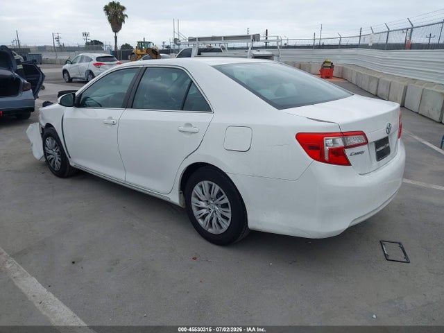 Toyota CAMRY LE 2014 4T4BF1FK4ER399602 Image 3