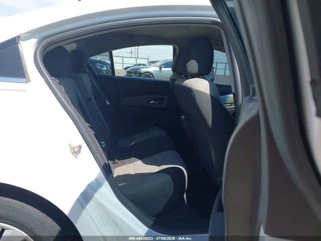 45530333 :رقم المزاد ، 1G1PC5SH8C7233246 vin ، 2012 Chevrolet Cruze Ls مزاد بيع