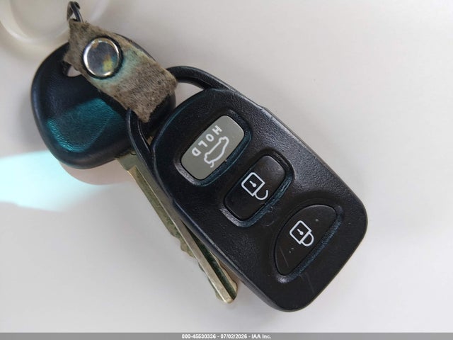 Продажа на аукционе авто 2012 Hyundai Elantra Gls, vin: 5NPDH4AE4CH115056, номер лота: 45530336
