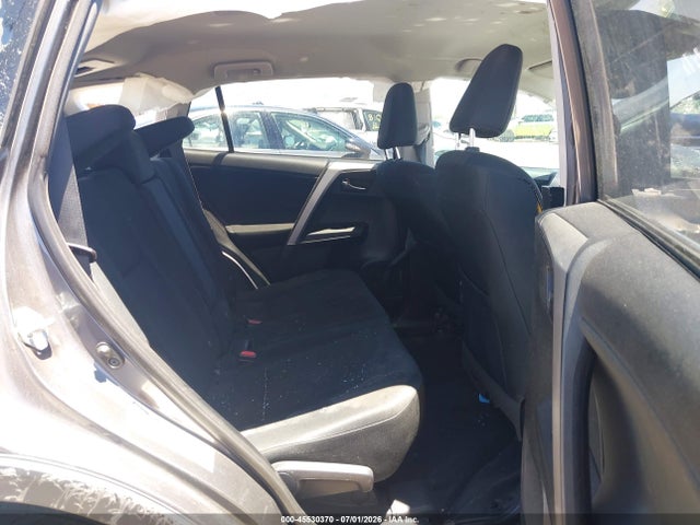 Toyota RAV4 LE 2016 2T3BFREV8GW483114 Image 8