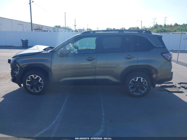 45530379 :رقم المزاد ، JF2SLDBC6SH457559 vin ، 2025 Subaru Forester Premium مزاد بيع