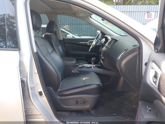 Продажа на аукционе авто 2019 Nissan Pathfinder Sl, vin: 5N1DR2MMXKC615555, номер лота: 45530384