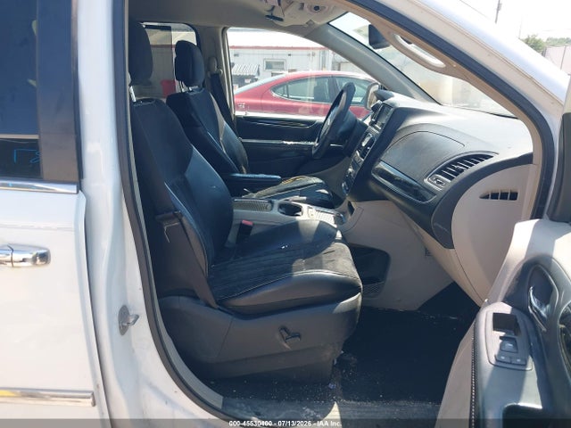 2C4RC1CG1ER426791 Chrysler Town &amp; Country Touring-l 30th Anniversary
