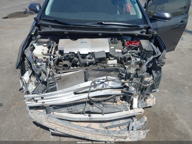 JTDL9RFU8L3018802 Toyota Prius Xle Awd-e